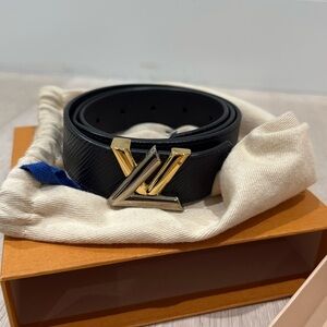 Louis vuitton black epi belt